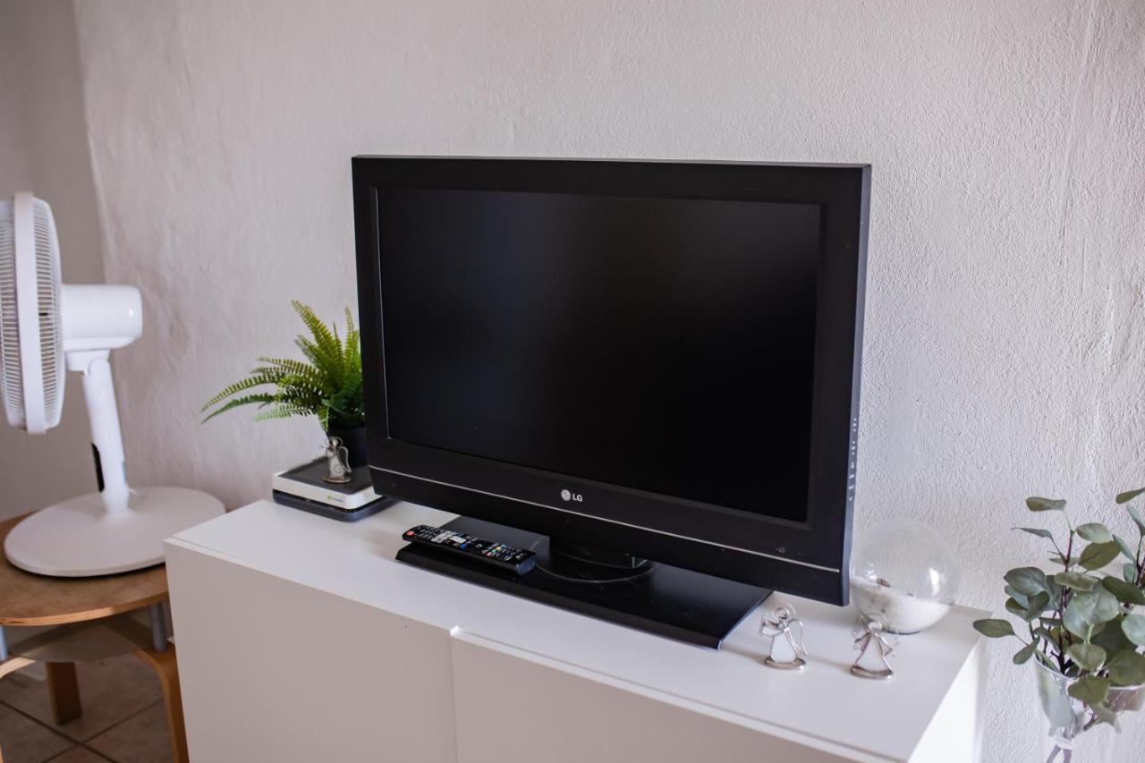 Zarah'S Place “ Ocean” Apartment Sardina Ngoại thất bức ảnh